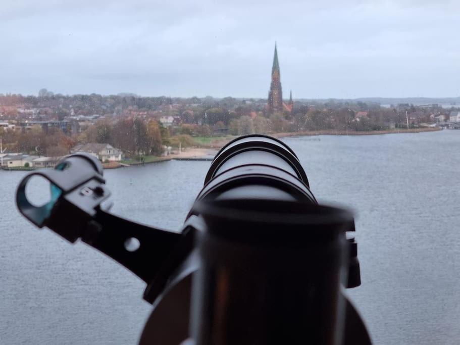 Traumblick! Mitten Im Wasser, Den Wolken Ganz Nah! Szlezwik Zewnętrze zdjęcie